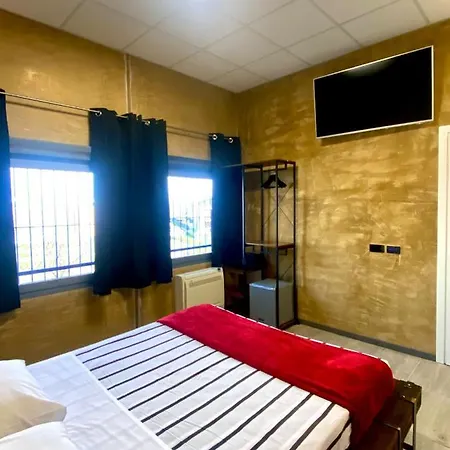 Tech Hotel