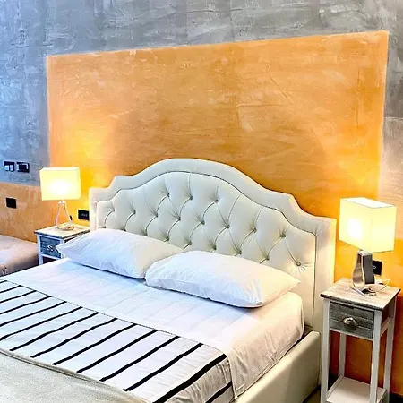 Tech Hotel