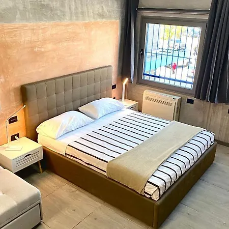Tech Hotel