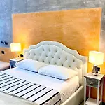 Tech Hotel