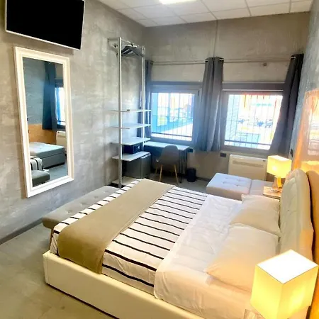 Hotel Tech *