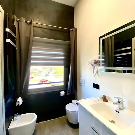 Tech Hotel