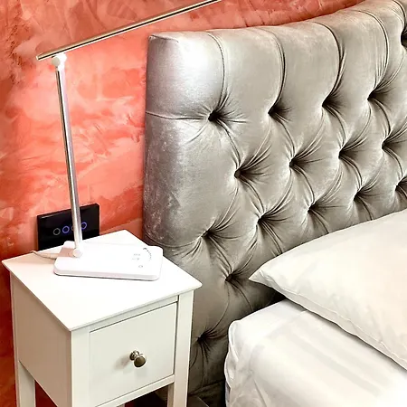 Tech Hotel *